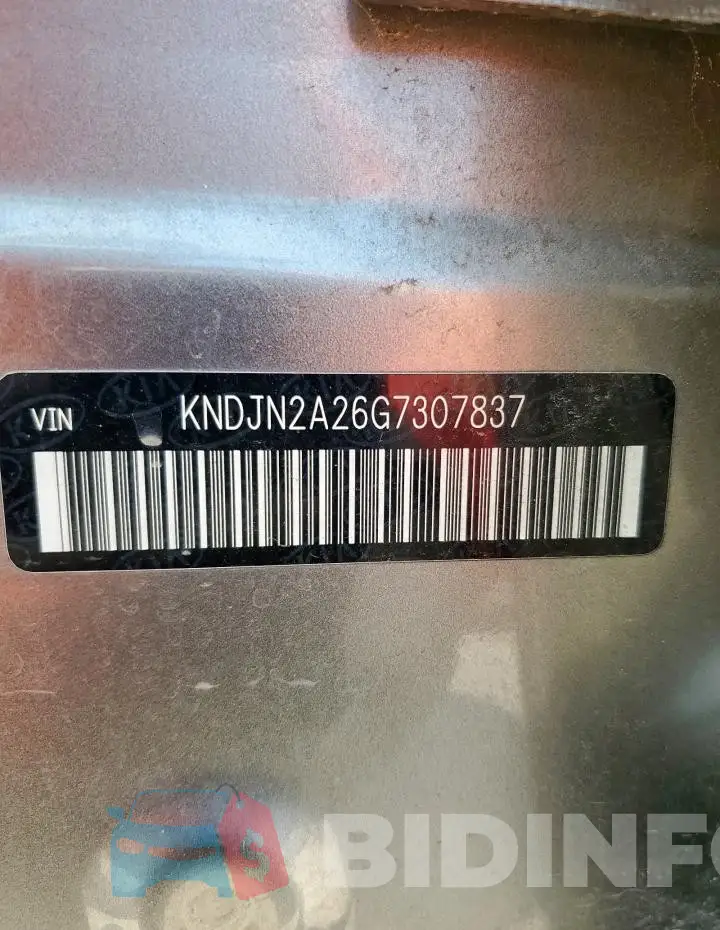 KNDJN2A26G7307837 Photo# 14