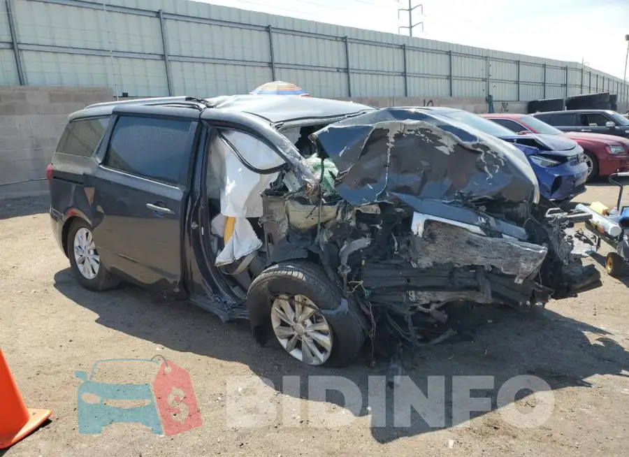 KNDMB5C10H6314852 Photo# 4