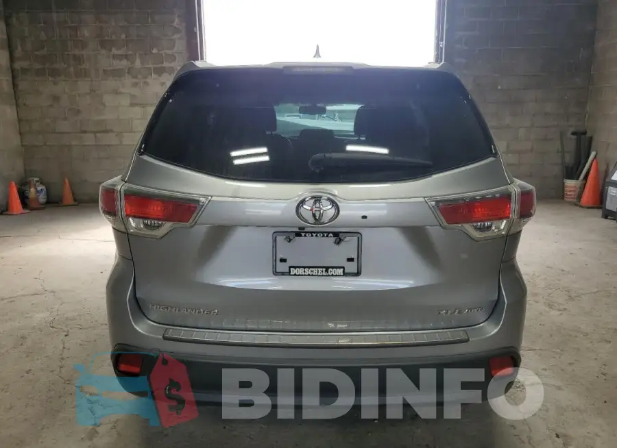 5TDJKRFH4GS344017 Photo# 6