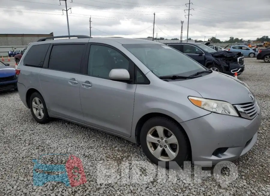 5TDKZ3DCXHS823225 Photo# 4