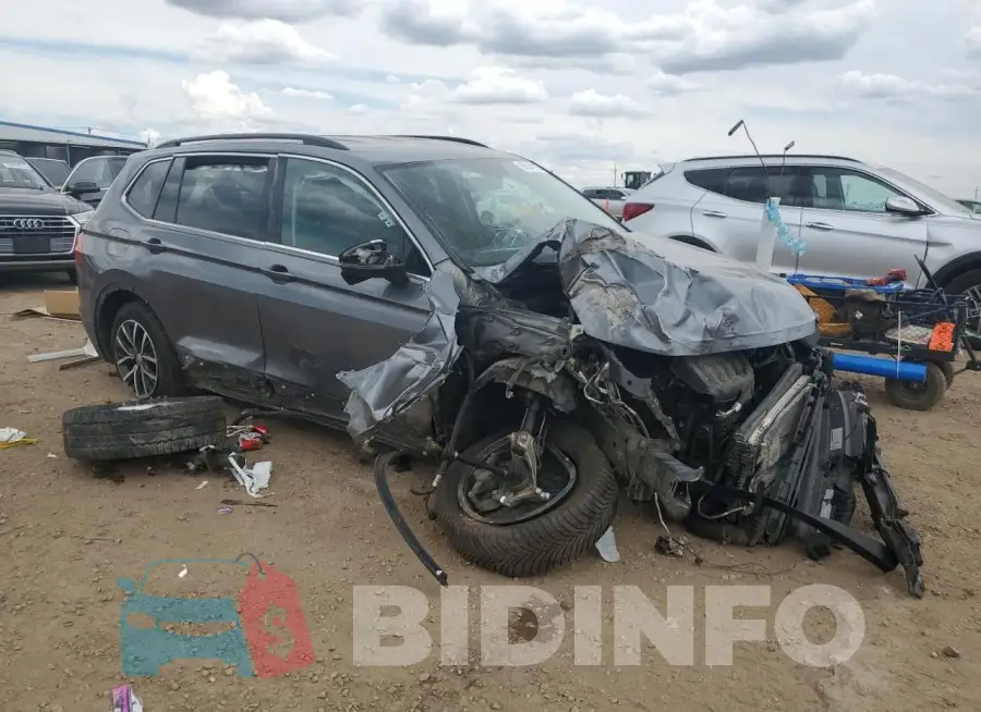 3VV2B7AX9KM182953 Photo# 4