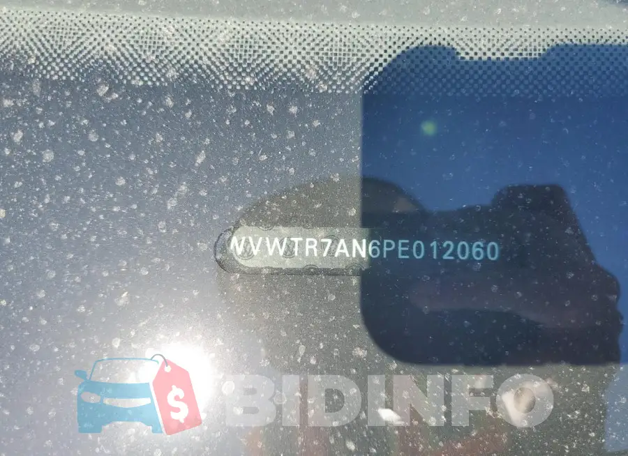WVWTR7AN6PE012060 Photo# 13