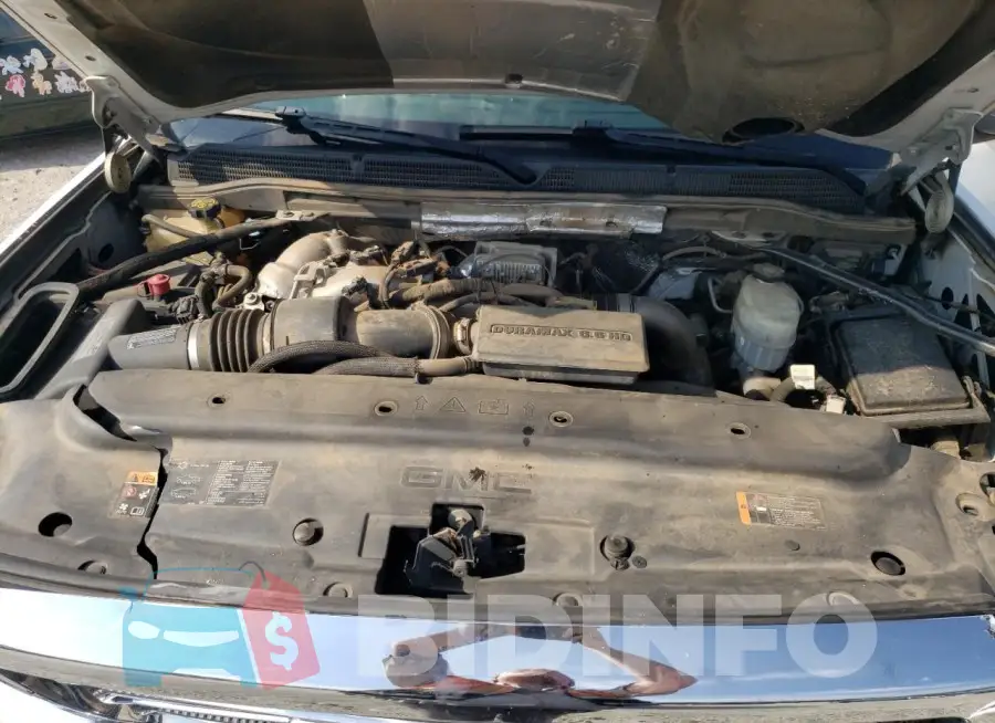 1GT12NEY5KF114974 Photo# 11