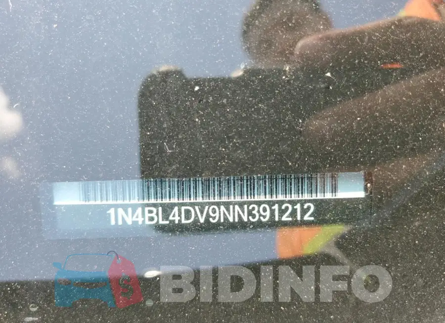 1N4BL4DV9NN391212 Photo# 12