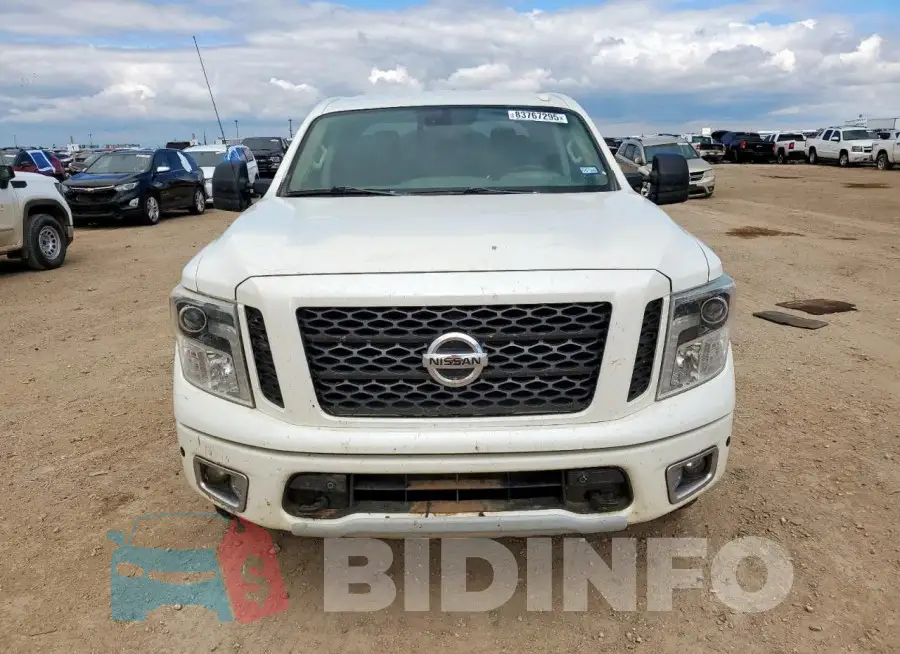 1N6AA1E59JN504432 Photo# 5