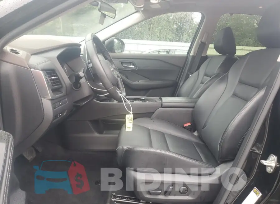 JN8BT3BA1PW008885 Photo# 7