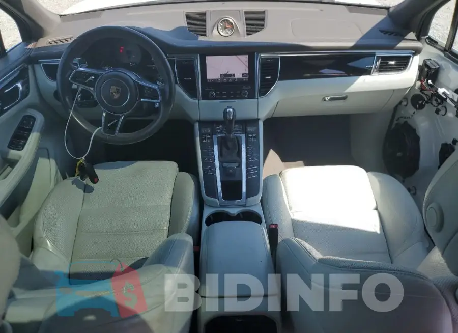 WP1AB2A50JLB31741 Photo# 8