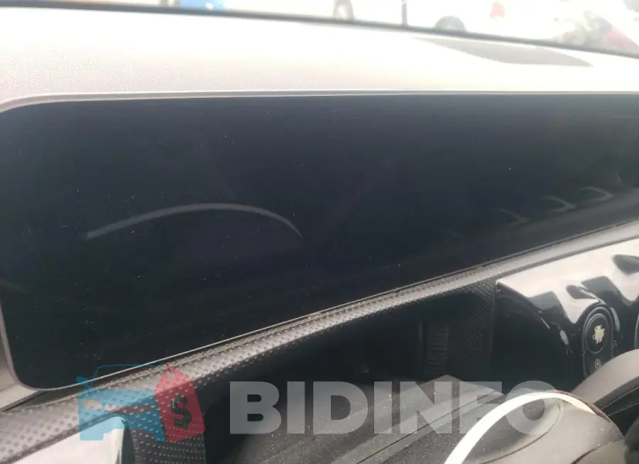 WDD3G4EB1LW040184 Photo# 9