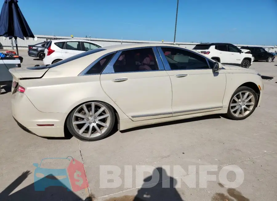 3LN6L2G92GR621683 Photo# 3