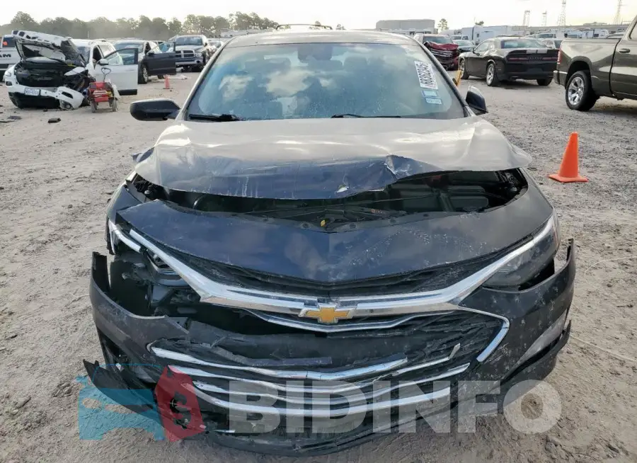1G1ZD5ST9PF189909 Photo# 5