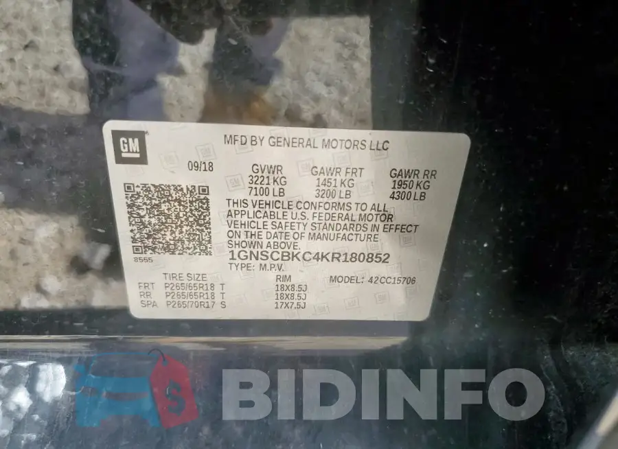 1GNSCBKC4KR180852 Photo# 13