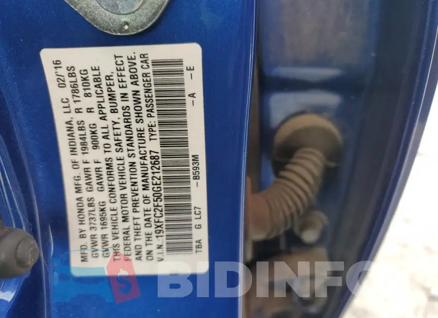 19XFC2F50GE212687 Photo# 12