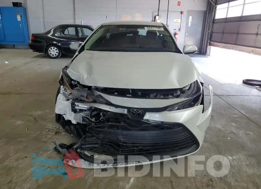 5YFB4MDE8RP210486 Photo# 5