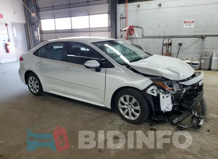 5YFB4MDE8RP210486 Photo# 4