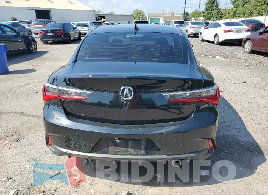 19UDE2F79KA008082 Photo# 6
