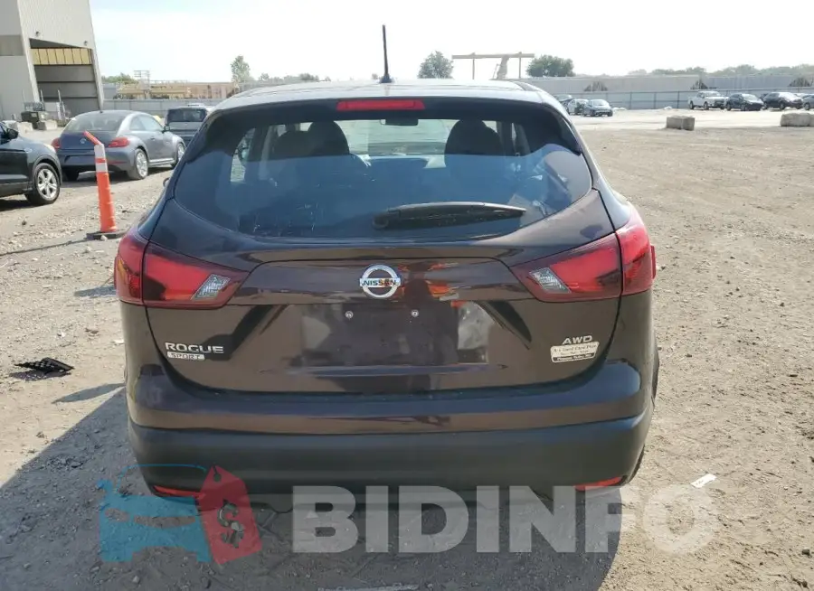 JN1BJ1CR4HW106923 Photo# 6