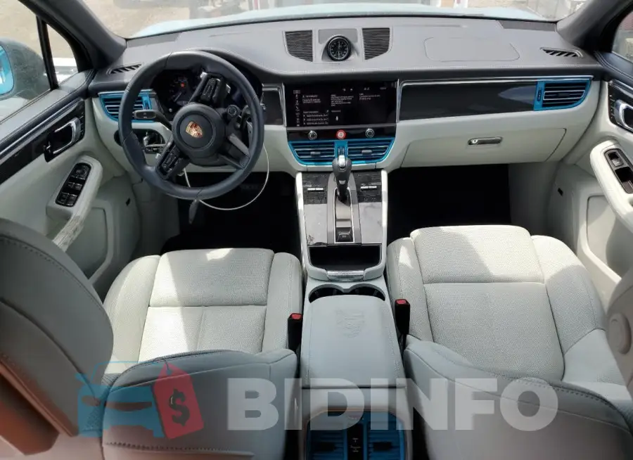 WP1AA2A52PLB00065 Photo# 8