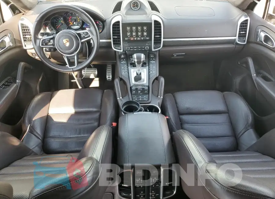 WP1AD2A26HLA84077 Photo# 8