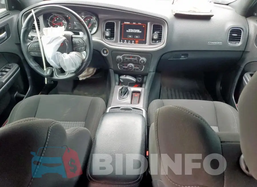 2C3CDXHG0NH186156 Photo# 8