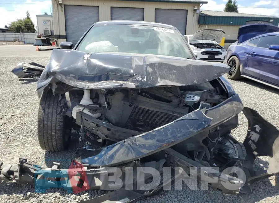 2C3CDXHG1HH614188 Photo# 5