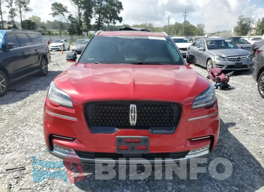 5LM5J7XC9LGL23138 Photo# 5