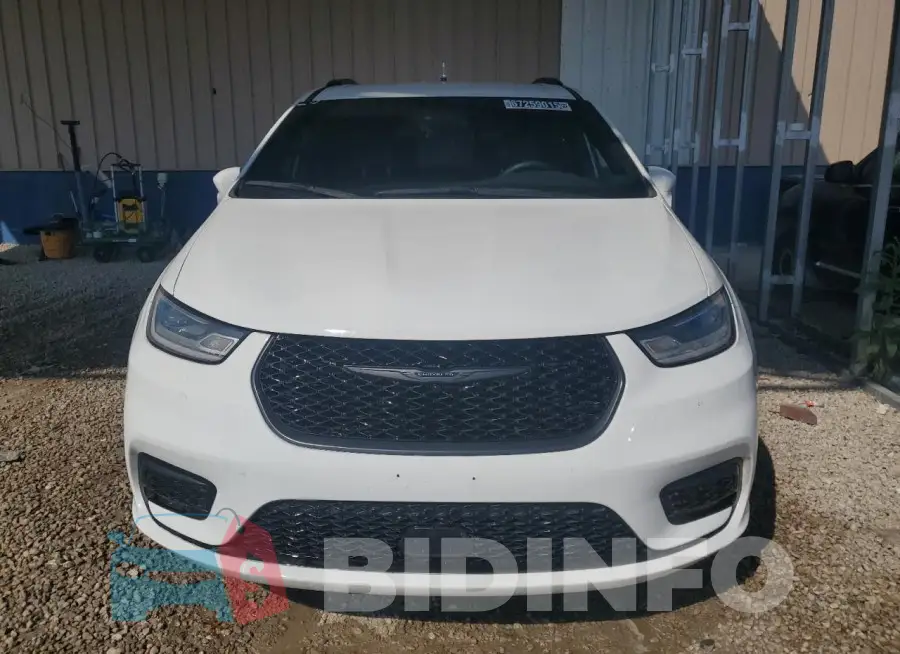 2C4RC3BG7NR174820 Photo# 5