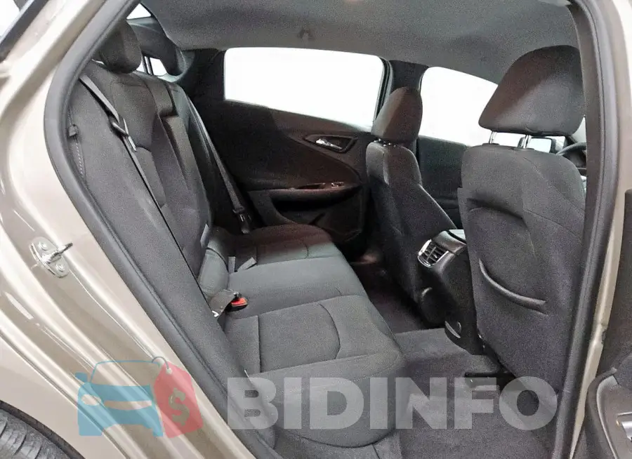 1G1ZD5ST1PF163045 Photo# 10