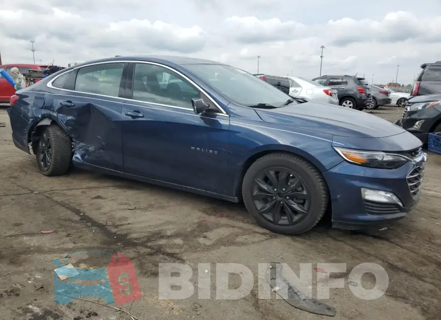 1G1ZD5ST7KF157369 Photo# 4