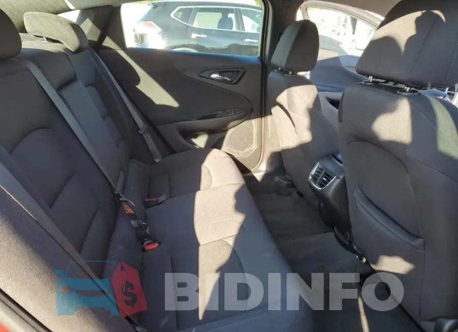 1G1ZD5ST9RF110130 Photo# 10