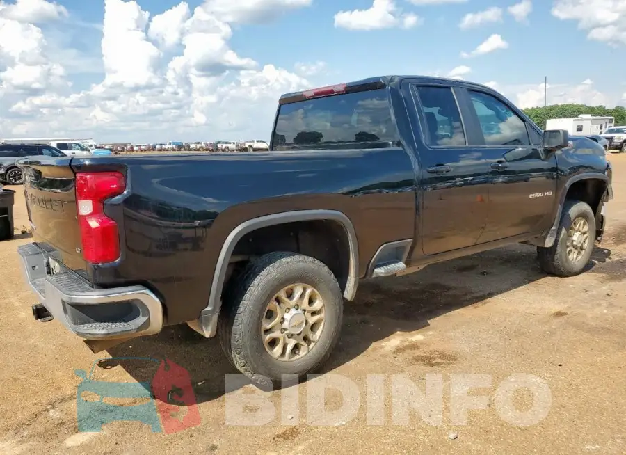 1GC5YNE78RF135285 Photo# 3