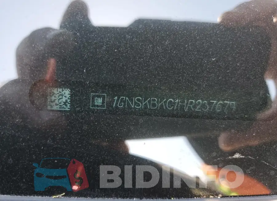 1GNSKBKC1HR237679 Photo# 13