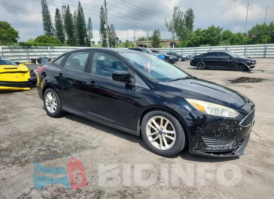 1FADP3F2XJL315949 Photo# 4
