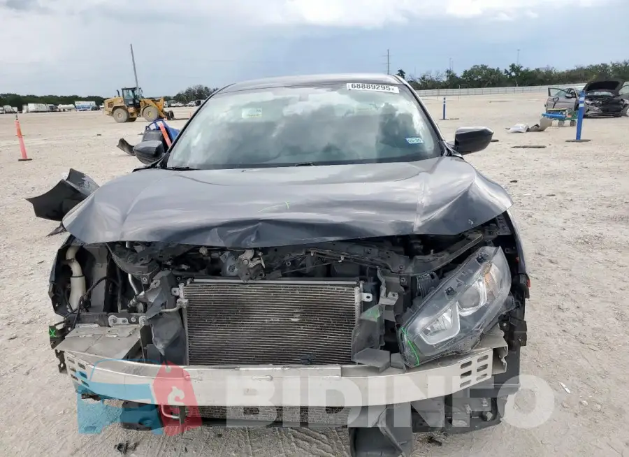 19XFC2F5XGE029734 Photo# 5