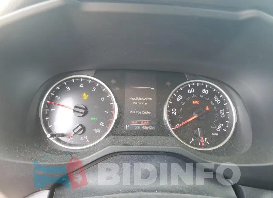 2T3A1RFV8MC181084 Photo# 9
