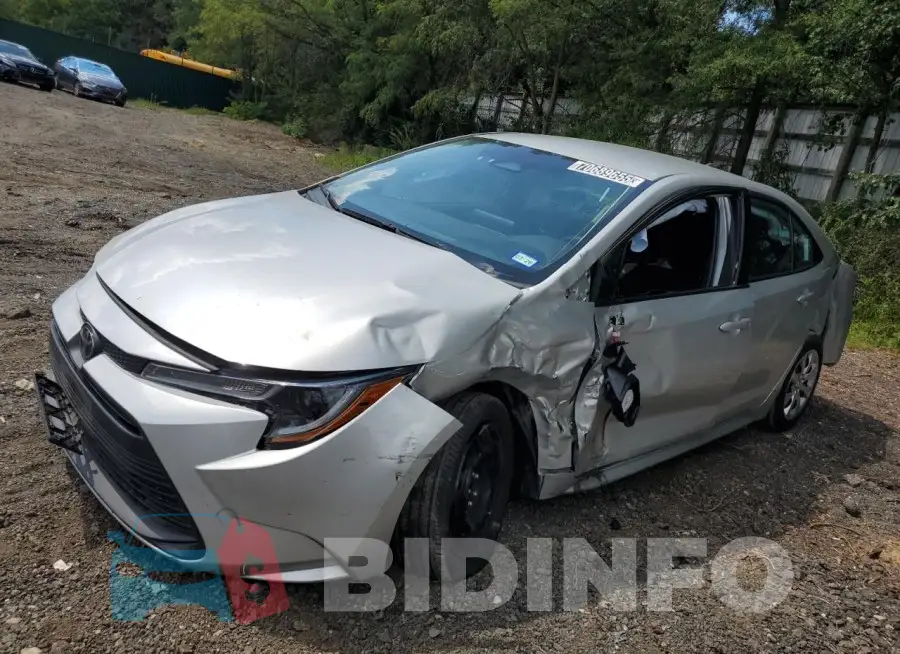 5YFB4MDE1PP026438 Photo# 1