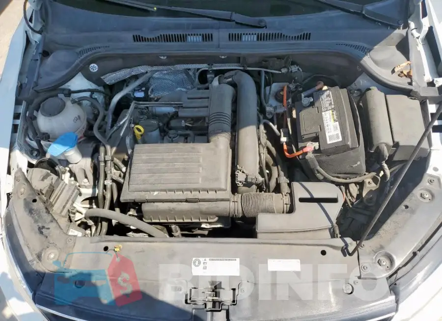 3VW2B7AJ1JM207141 Photo# 11