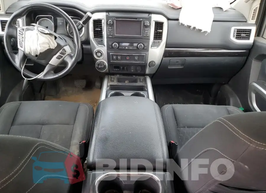 1N6AA1F42JN526696 Photo# 8