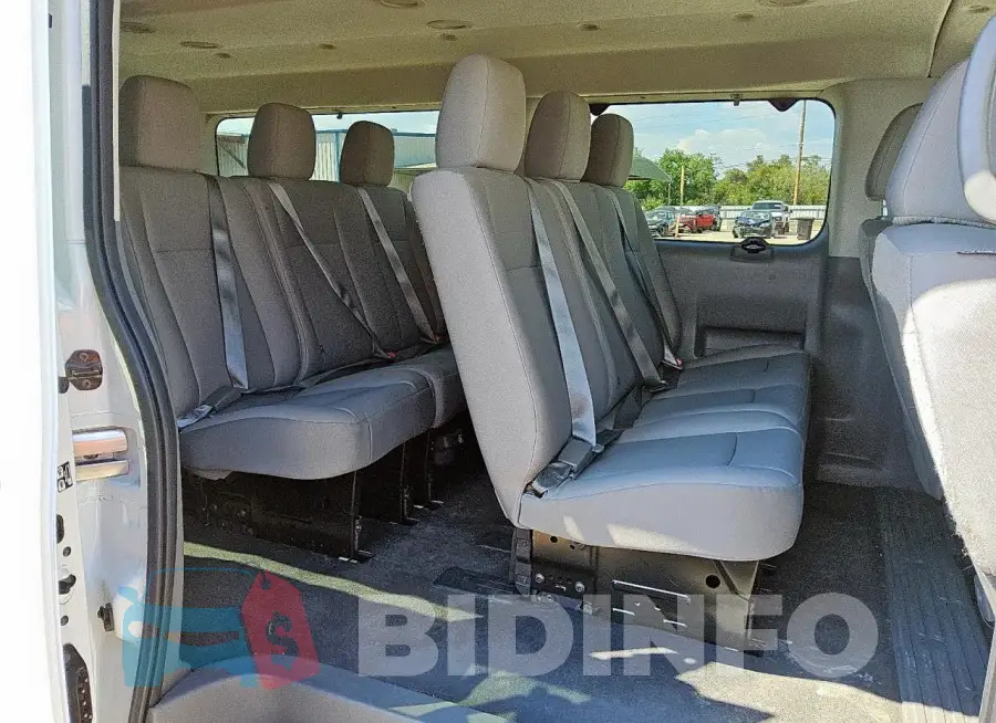 5BZBF0AA7JN851201 Photo# 11