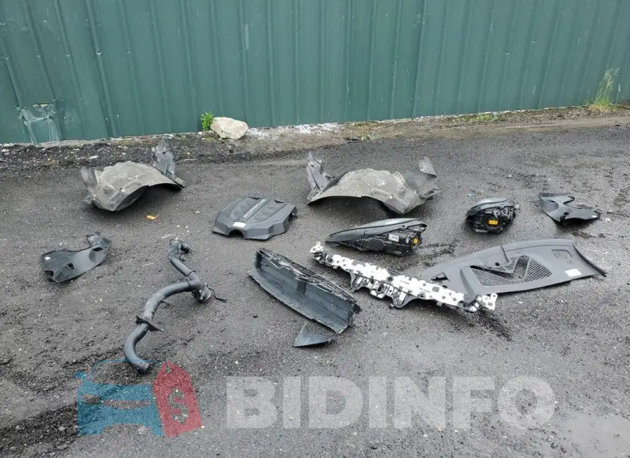 WP1AB2A59GLB44450 Photo# 13