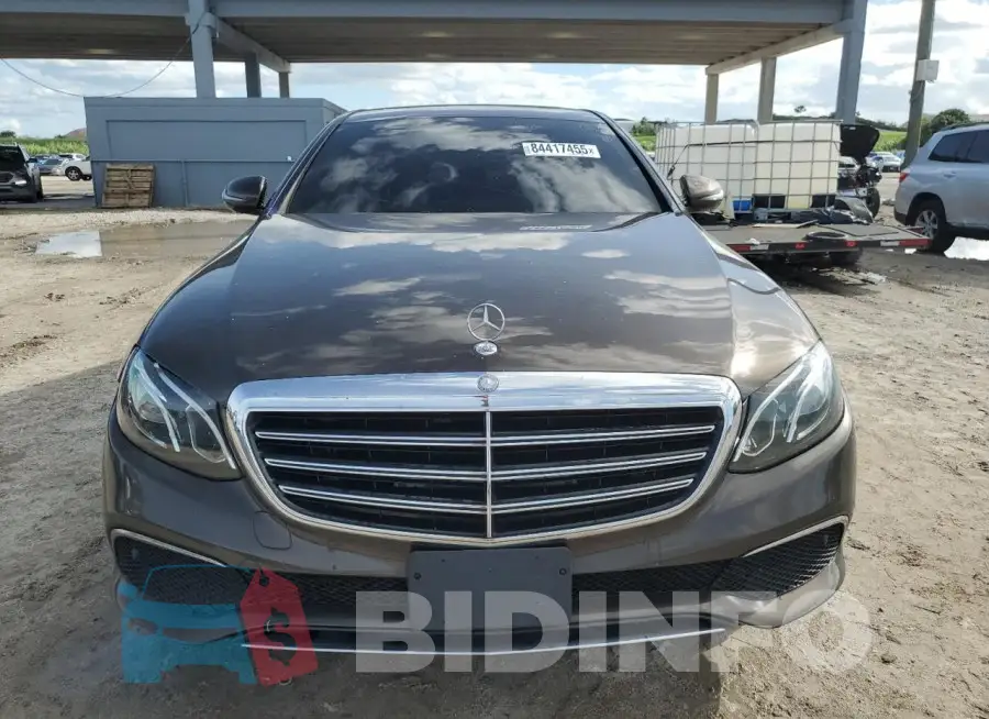 WDDZF4KB3HA216612 Photo# 5