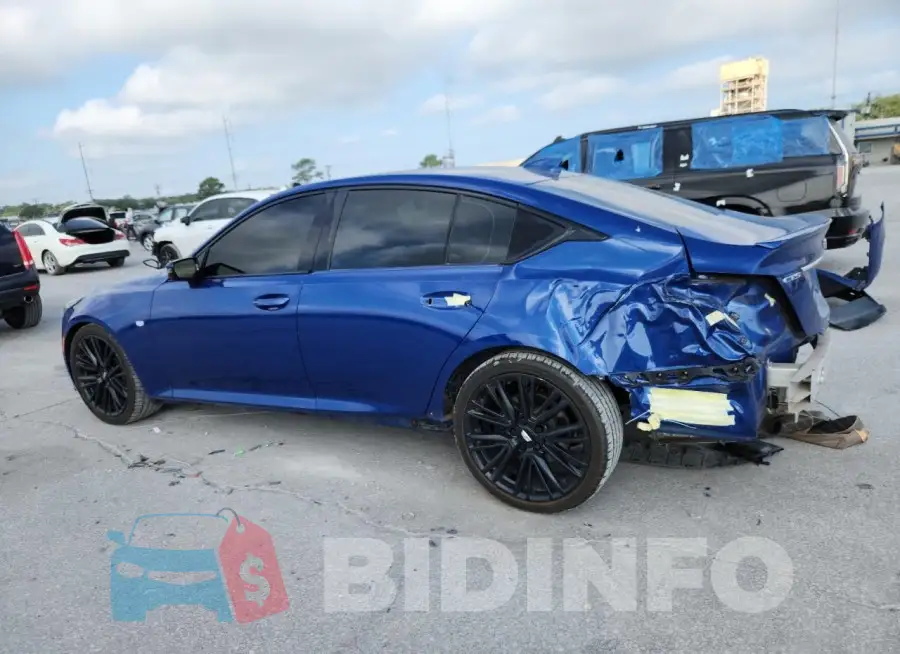 1G6DP5RK8L0138472 Photo# 2