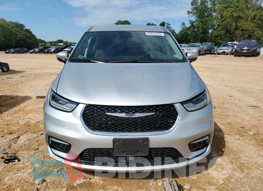 2C4RC1BG4PR613012 Photo# 5