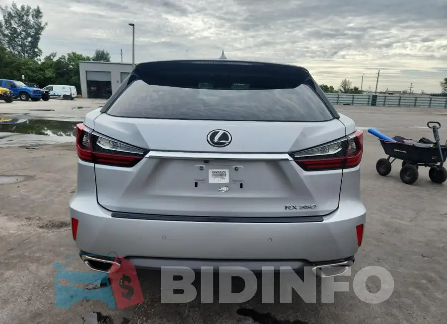 2T2ZZMCA2KC129757 Photo# 6