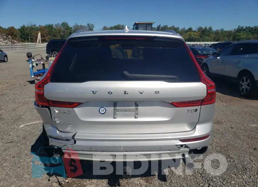 YV4102RK3M1695561 Photo# 6