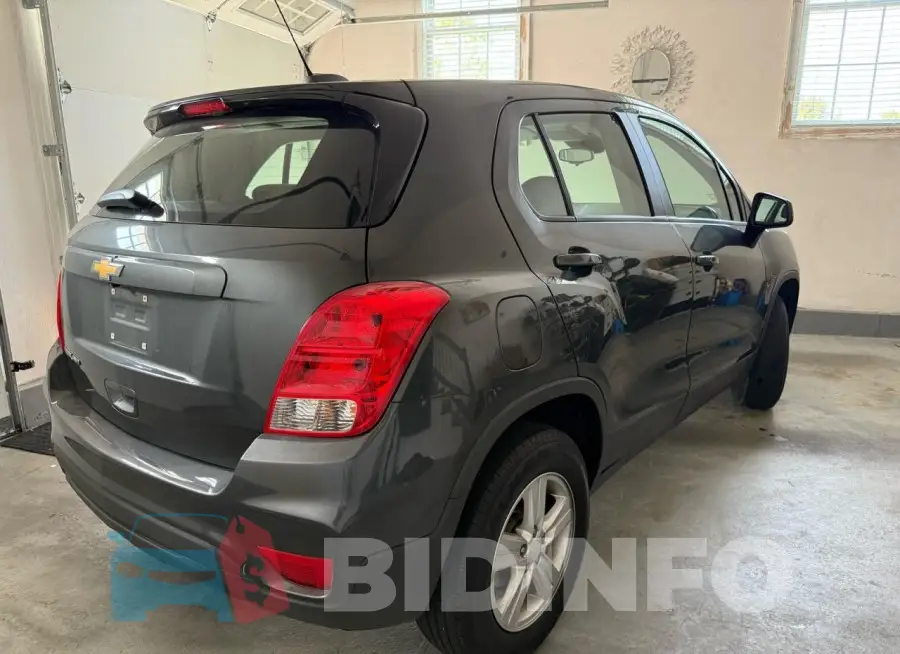 3GNCJNSB0KL402040 Photo# 4