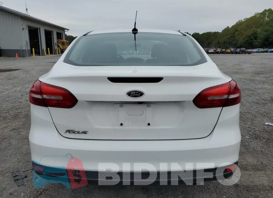 1FADP3E26GL248504 Photo# 6