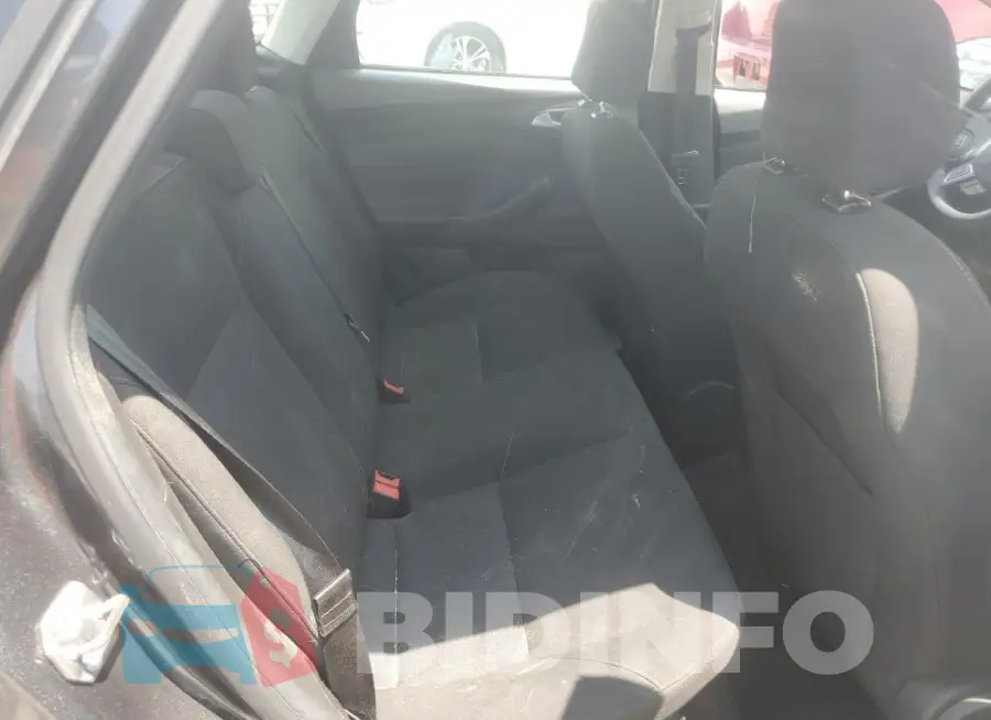 1FADP3F22HL257913 Photo# 4