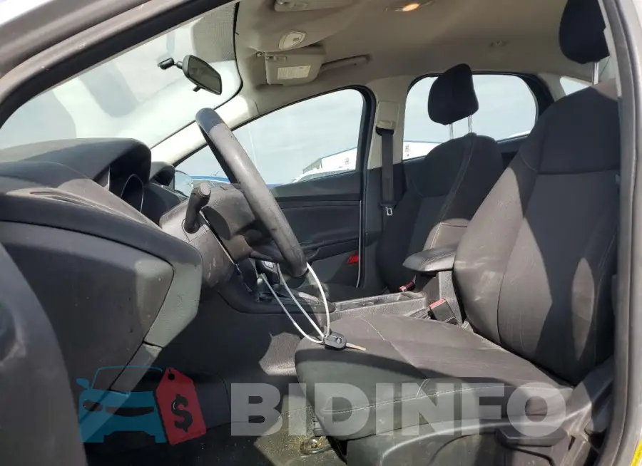 1FADP3F27JL207093 Photo# 7
