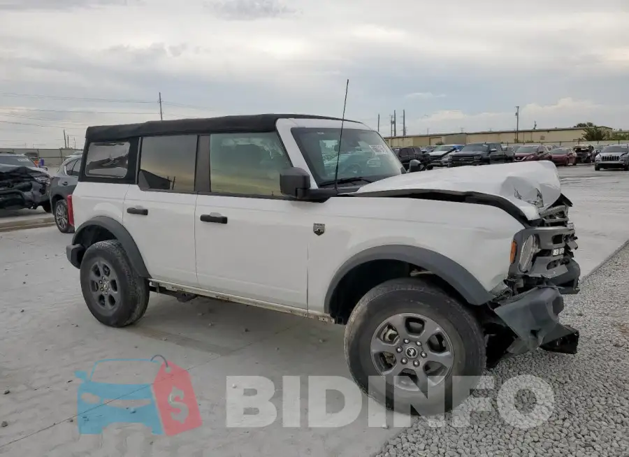 1FMEE5BP5NLB39749 Photo# 4