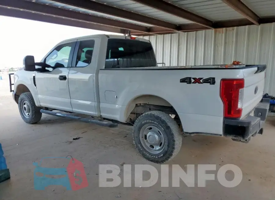 1FT7X2B65KED38099 Photo# 2